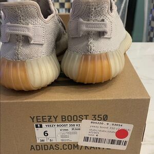 Adidas Yeezy Boost 350 V2 Kids Sneakers - Cream and Tan